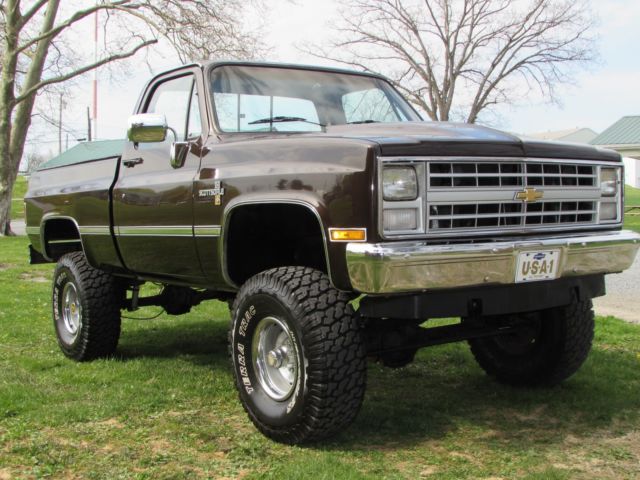 1984 Chevrolet Scottsdale * Lifted Short Bed * Low Miles 1984 Chevrolet C/K Pickup 1500 Scottsdale