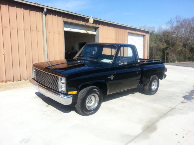 1984 Chevrolet C-10 Silverado - photo 2