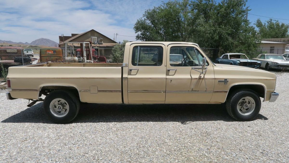 1984 Chevrolet SILVERADO C20 3+3 CREWCAB SCROLL DOWN & CLICK READ MORE FOR PICS 1984 Chevrolet SILVERADO C20 3+3 CREWCAB SCROLL DOWN & CLICK READ MORE FOR PICS