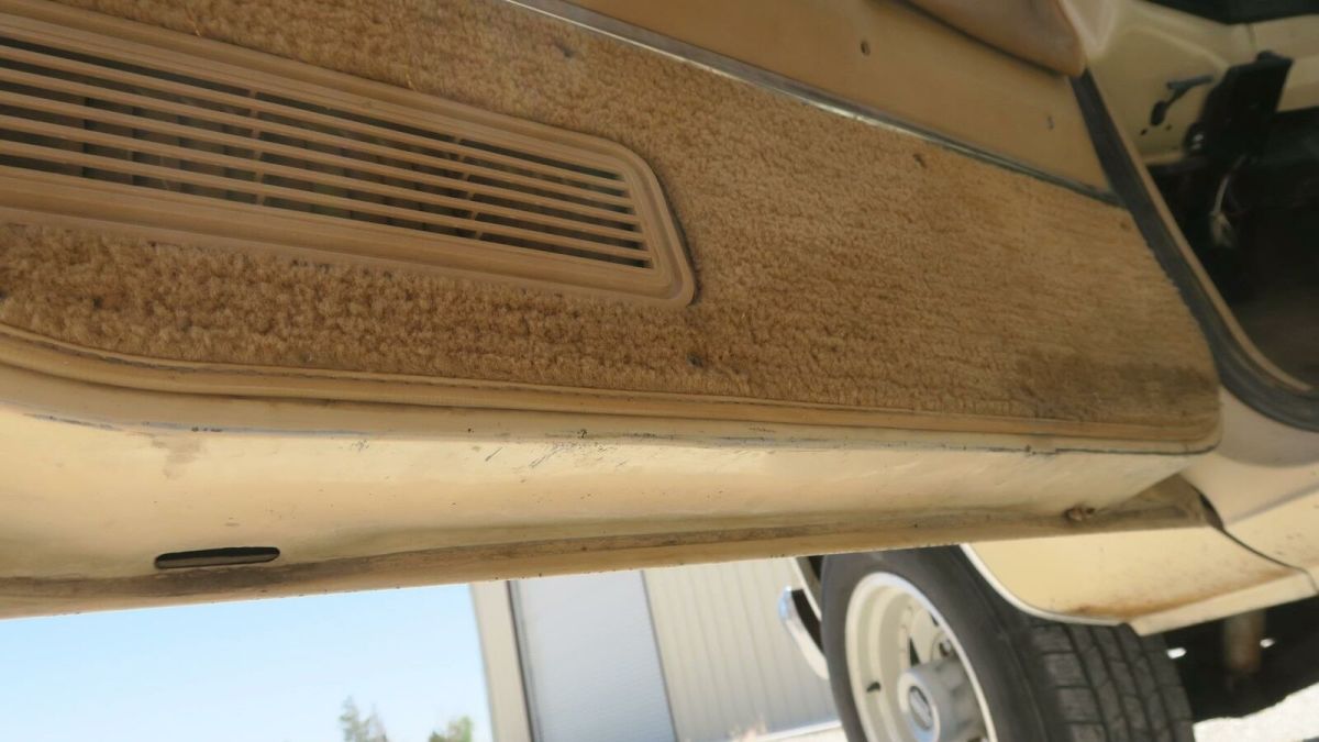 1984 Chevrolet SILVERADO C20 3+3 CREWCAB SCROLL DOWN & CLICK READ MORE FOR PICS - photo 11