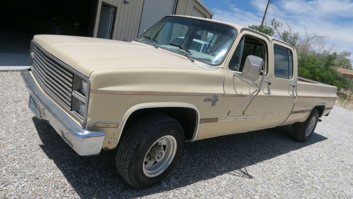 1984 Chevrolet SILVERADO C20 3+3 CREWCAB SCROLL DOWN & CLICK READ MORE FOR PICS - photo 3