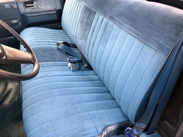 1984 Chevrolet Silverado C20 Camper Special - photo 12
