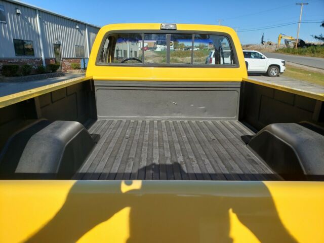 1984 Chevrolet C/K Pickup 1500 - photo 9