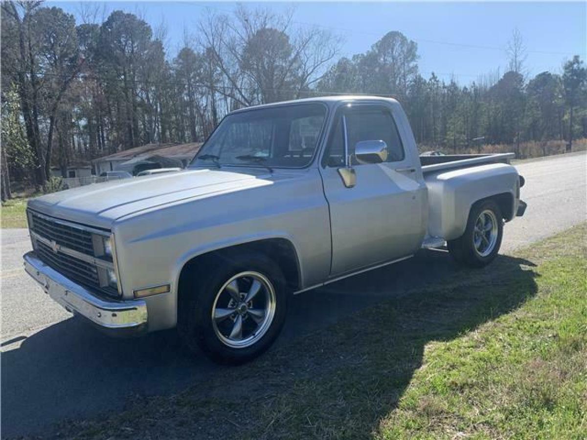 1984 Chevrolet Silverado Pickup C10 Classic Chevy 350 Truck Square Body 1984 Chevrolet Other Pickups