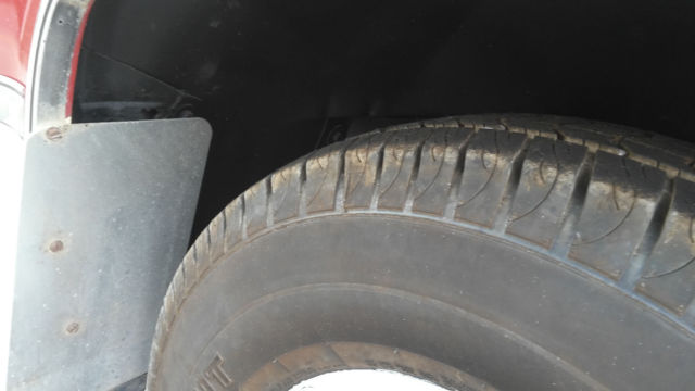 1984 Chevrolet Suburban - photo 3