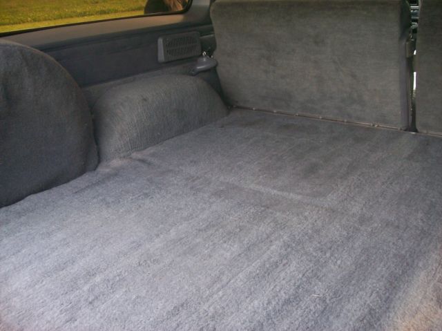 1984 Chevrolet Suburban - photo 13