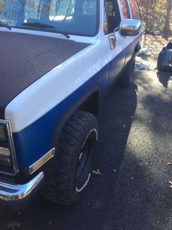 1984 Chevrolet Suburban - photo 10