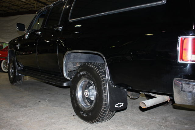 1984 Chevrolet Suburban - photo 7