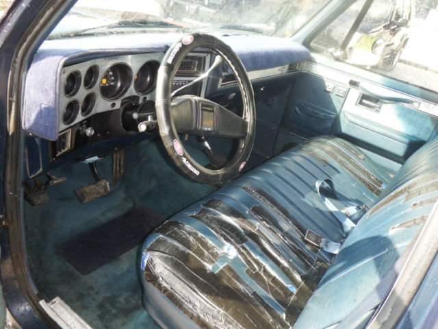 1984 Chevrolet Suburban - photo 4