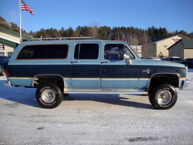 1984 Chevrolet Suburban K10 Silverado - photo 2