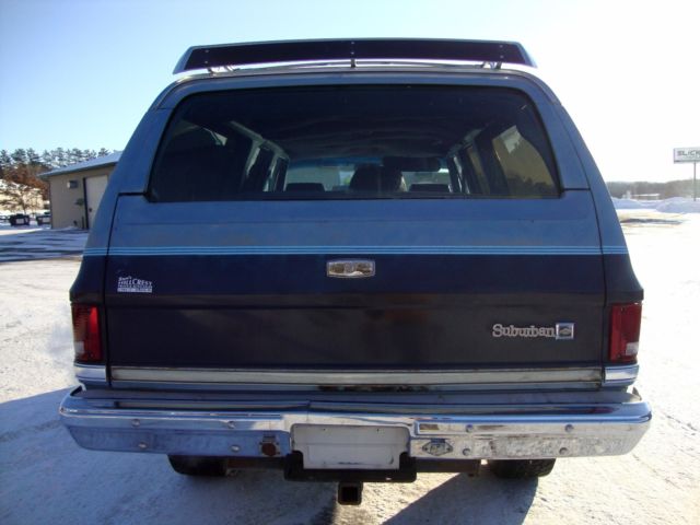 1984 Chevrolet Suburban K10 Silverado - photo 4