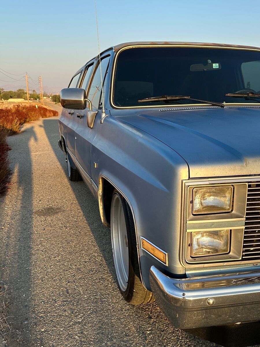 1984 Chevrolet Suburban C10 - photo 5