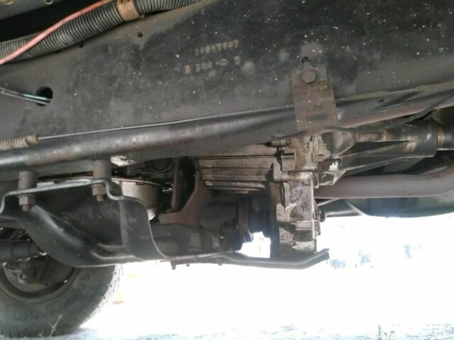 1984 Chevrolet C/K Pickup 2500 Silverado - photo 11