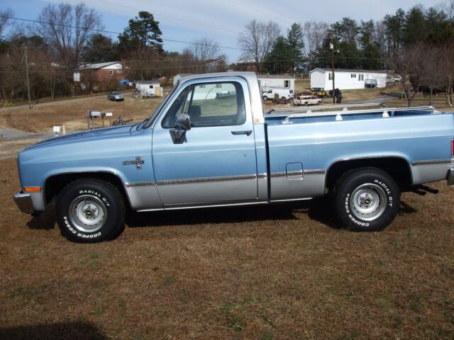 1984 Chevrolet C-10 SCOTTSDALE - photo 2
