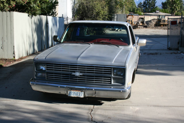 1984 Chevrolet C-10 Silverado - photo 2
