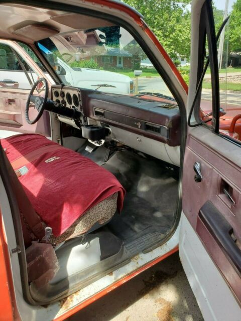 1984 Chevrolet C-10 - photo 10