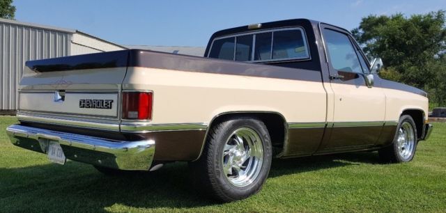 1984 Chevrolet C-10 - photo 4