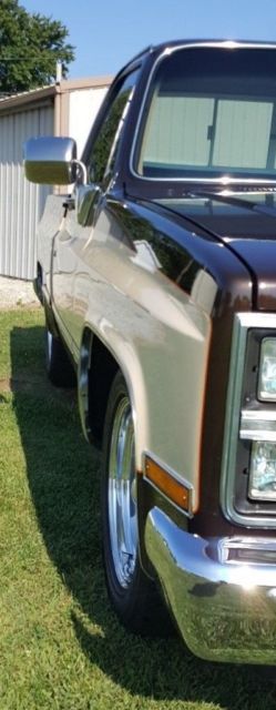 1984 Chevrolet C-10 - photo 8