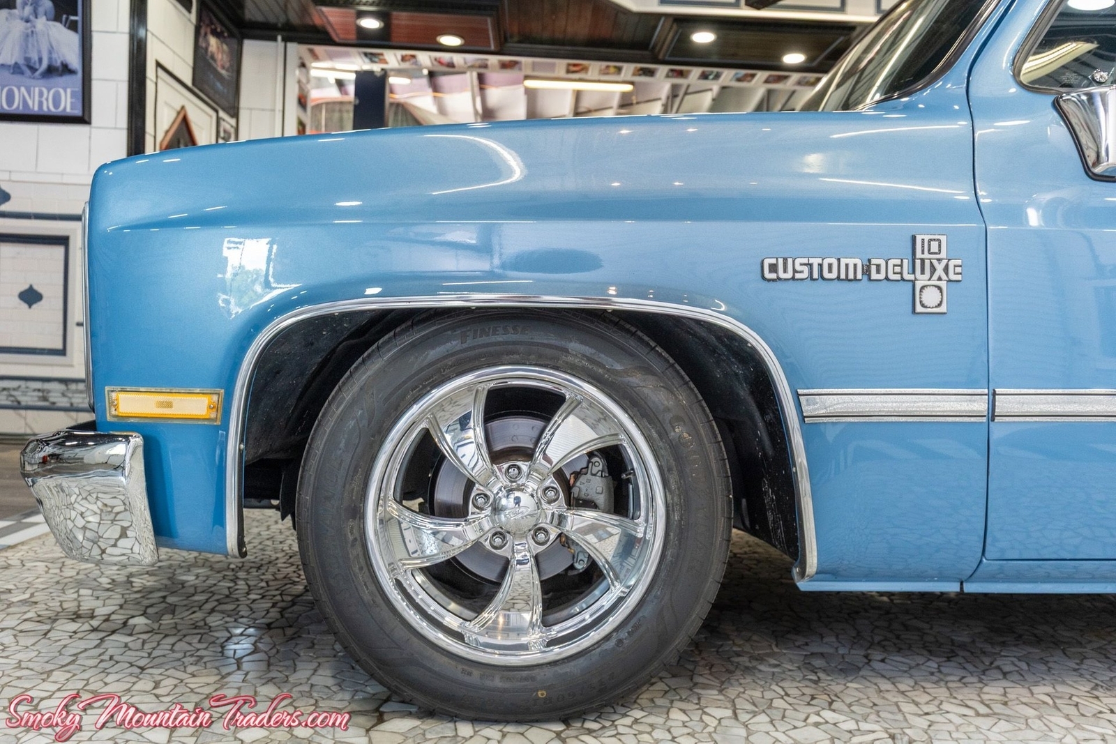 1984 Chevrolet C10 - photo 3
