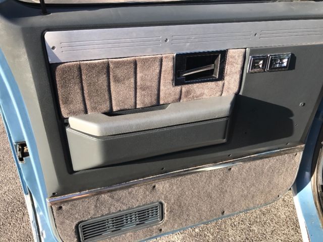 1984 Chevrolet C-10 - photo 6