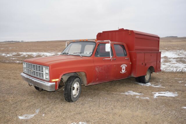1984 CHEVY C30 DUALLY 3+3 V8 350 1984 Chevrolet C-10 3+3