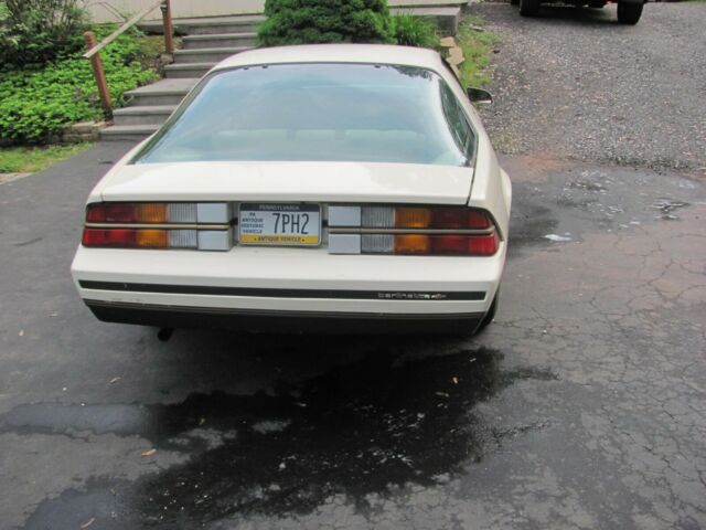 1984 Chevrolet Camaro 2 Door Coupe - photo 3