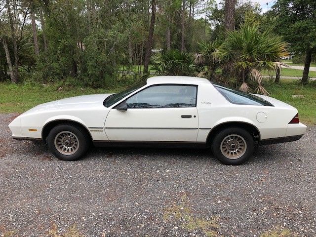 1984 Chevrolet Camaro - photo 3