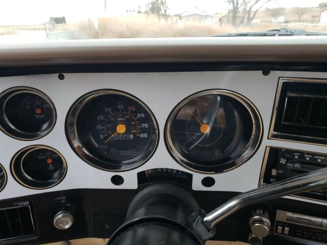 1984 Chevrolet C/K Pickup 3500 Silverado - photo 8