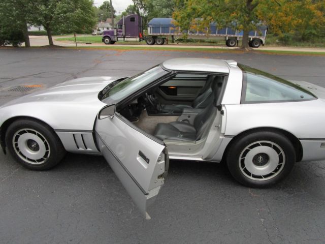 1984 Chevrolet Corvette NO RESERVE AUCTION - LAST HIGHEST BIDDER WINS CAR! - photo 13