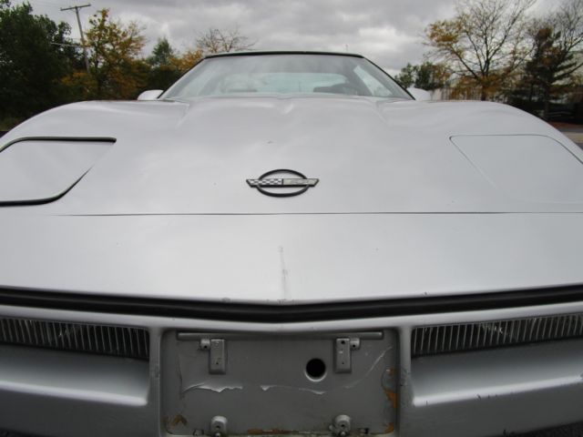 1984 Chevrolet Corvette NO RESERVE AUCTION - LAST HIGHEST BIDDER WINS CAR! - photo 2