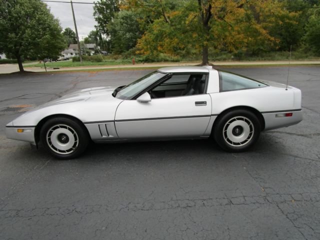 1984 Chevrolet Corvette NO RESERVE AUCTION - LAST HIGHEST BIDDER WINS CAR! - photo 4