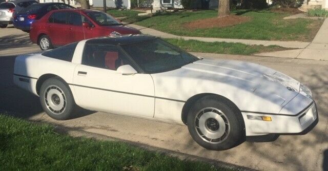 1984 Chevrolet Corvette - photo 2