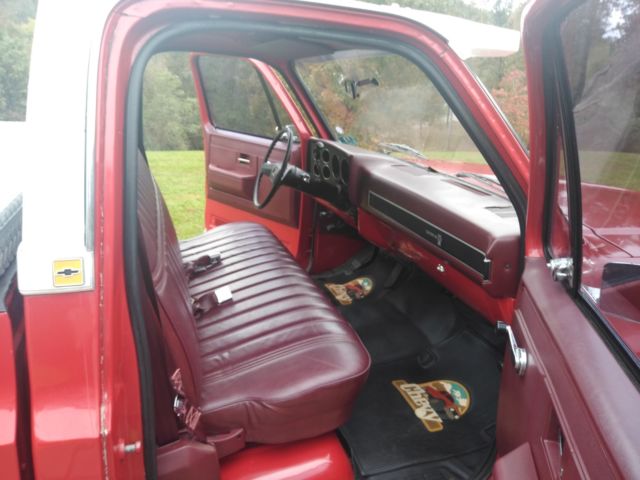 1984 Chevrolet C-10 - photo 10