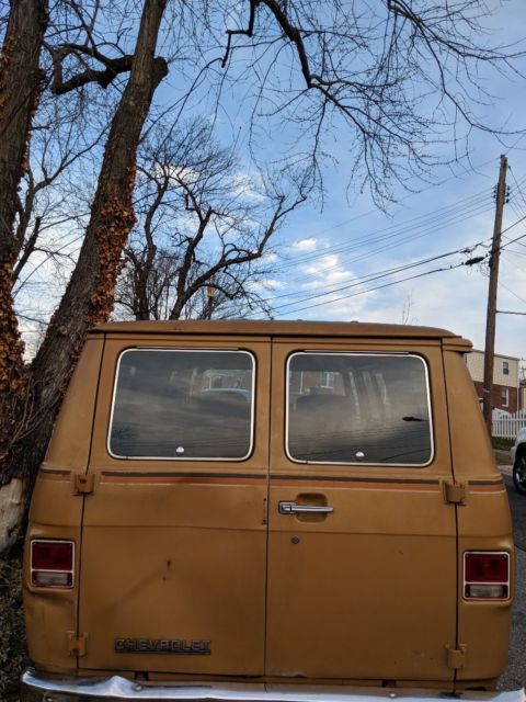 1984 Chevrolet G20 Van - photo 2