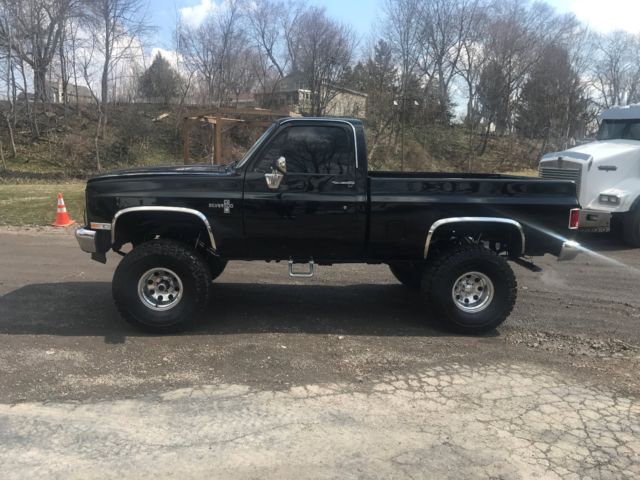 1984 Chevrolet C/K Pickup 1500 Scotsdale - photo 2