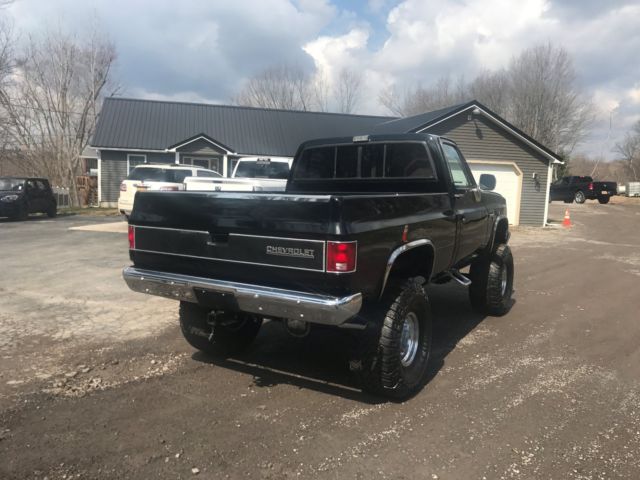 1984 Chevrolet C/K Pickup 1500 Scotsdale - photo 4