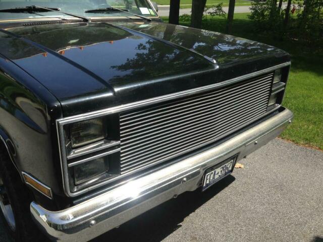 1984 Chevrolet C/K Pickup 2500 - photo 3