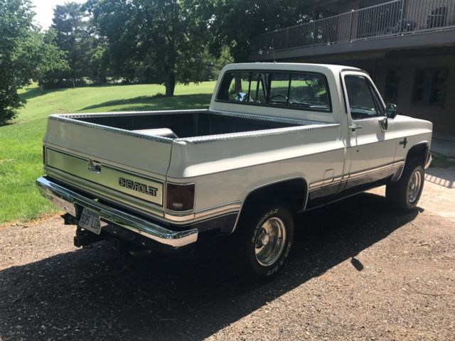 1984 Chevrolet C-10 Silverado - photo 4