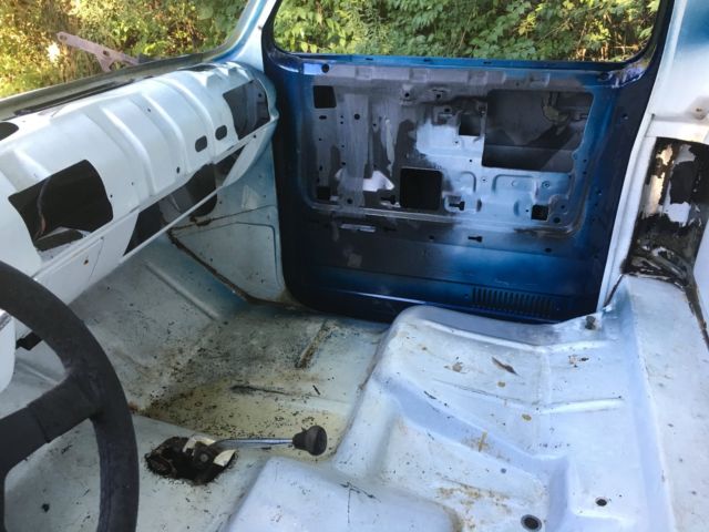 1984 Chevrolet C/K Pickup 1500 Stepside - photo 2