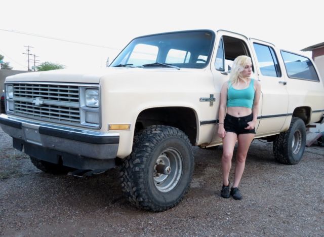 1984 Chevy Suburban 4x4 factory Dual AC PS PDB nice SBC w/ 4 spd AZ rot FREE C10 1984 Chevrolet Suburban 4x4 1/2 Ton