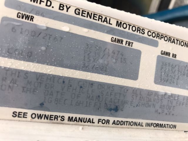 1984 Chevrolet Suburban - photo 13