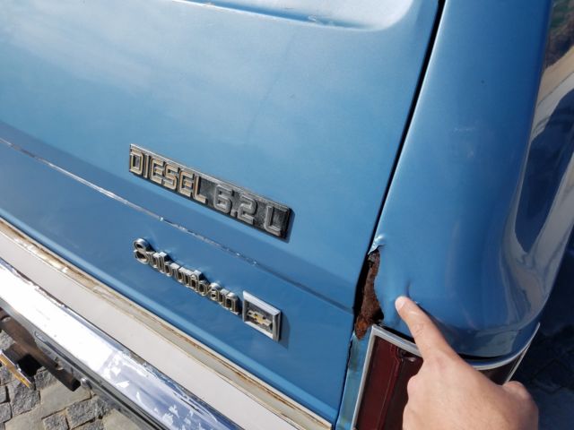 1984 Chevrolet Suburban - photo 10