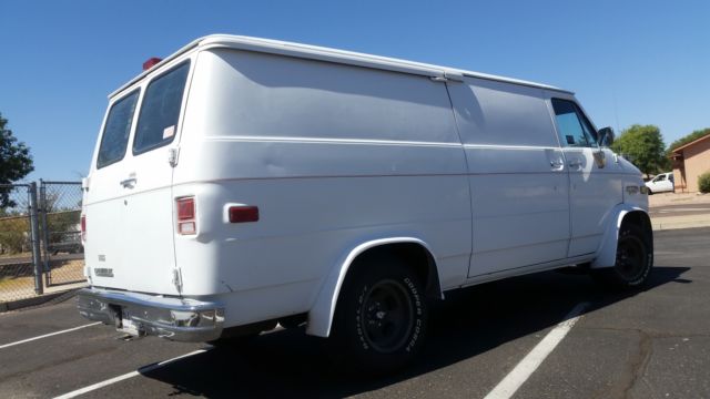 1984 Chevrolet G20 Van Custom Heavy G20 Chevy READY 2 ROLL Cross Country - photo 4
