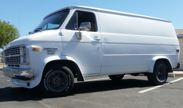 1984 Chevrolet G20 Van Custom Heavy G20 Chevy READY 2 ROLL Cross Country - photo 5