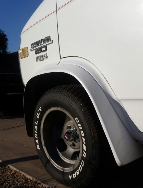 1984 Chevrolet G20 Van Custom Heavy G20 Chevy READY 2 ROLL Cross Country - photo 6