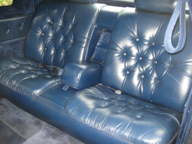 1984 Chrysler LeBaron Executive Limousine - photo 12