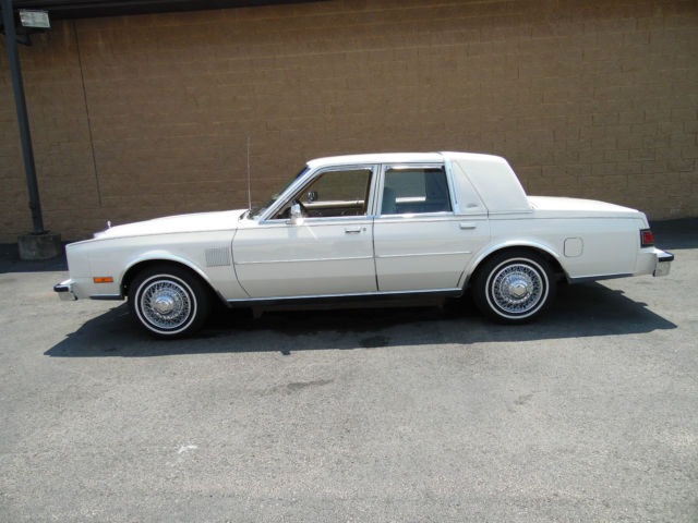 1984 Chrysler New Yorker - photo 3