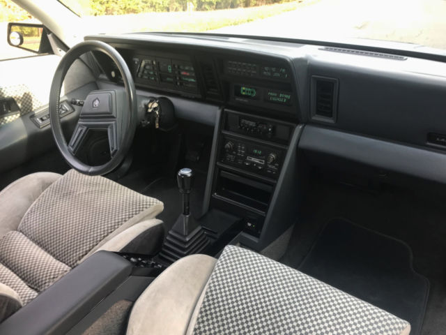 1984 Chrysler Laser XE Turbo 5speed - photo 12