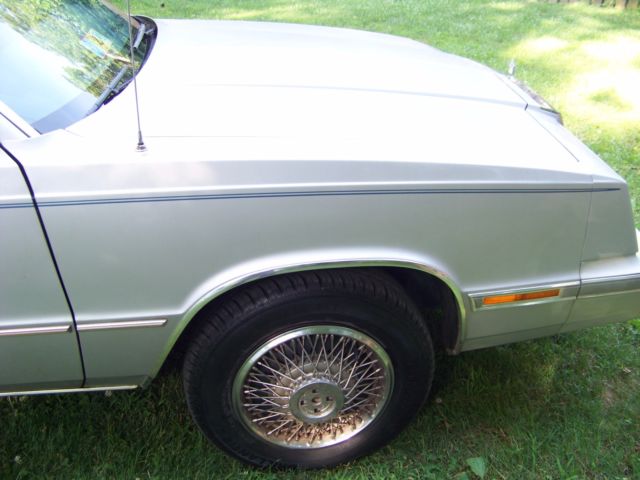 1984 Chrysler LeBaron Deluxe with Landau roof - photo 7
