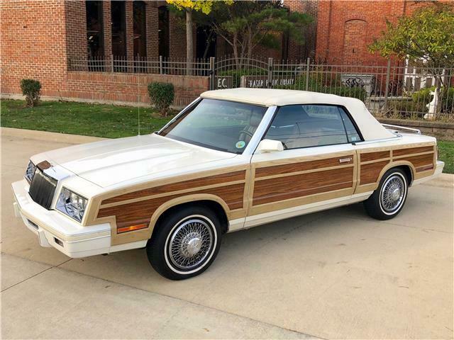 1984 Chrysler LeBaron Town & Country - photo 12